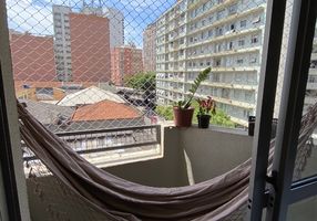 Apartamento com 2 Quartos à venda, 64m²