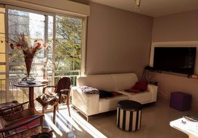 Apartamento com 2 Quartos para alugar, 80m²