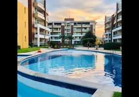 Apartamento com 3 Quartos para alugar, 115m²