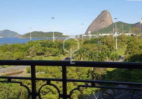 Casa com 5 Quartos à venda, 3900m²