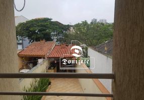 Sobrado com 4 Quartos à venda, 180m²