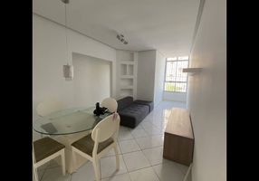 Apartamento com 2 Quartos para alugar, 70m²