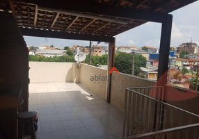 Sobrado com 2 Quartos à venda, 70m²