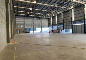 Galpão/Depósito/Armazém para alugar, 2300m²