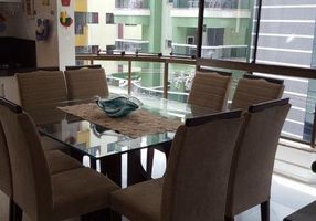 Apartamento com 4 Quartos para alugar, 184m²