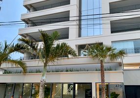 Apartamento com 3 Quartos à venda, 198m²