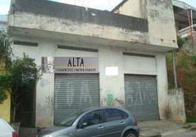 Casa com 4 Quartos à venda, 302m²