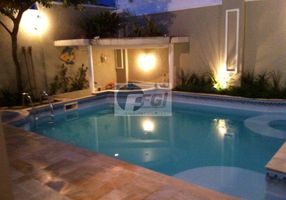 Casa com 3 Quartos à venda, 280m²