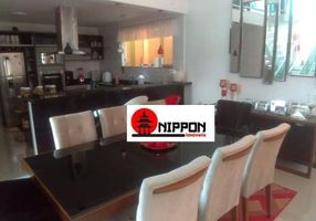 Casa com 6 Quartos à venda, 600m²