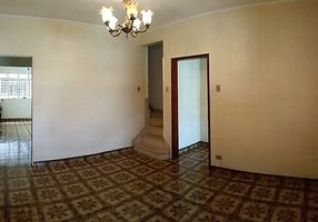Casa com 2 Quartos à venda, 200m²