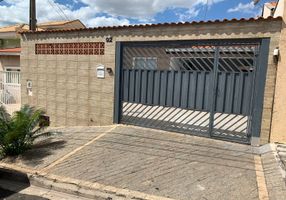 Casa com 3 Quartos à venda, 132m²