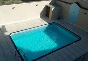 Casa de Condomínio com 3 Quartos à venda, 194m²