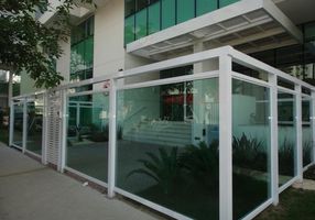 Apartamento com 3 Quartos para alugar, 100m²