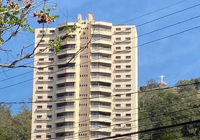 Apartamento com 3 Quartos à venda, 168m²