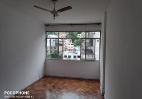 Apartamento com 1 Quarto para alugar, 55m²