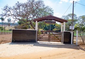 Fazenda/Sítio com 3 Quartos à venda, 5500m²