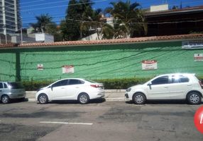 Casa com 4 Quartos para alugar, 800m²