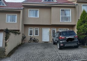 Casa de Condomínio com 3 Quartos para alugar, 125m²