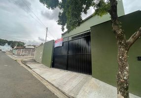 Galpão/Depósito/Armazém à venda, 210m²