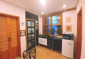 Kitnet com 1 Quarto para alugar, 30m²