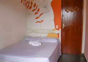 Imóvel Comercial com 17 Quartos para alugar, 450m²