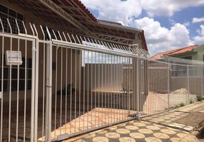 Casa com 7 Quartos à venda, 845m²