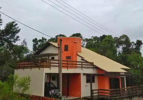 Sobrado com 3 Quartos à venda, 200m²