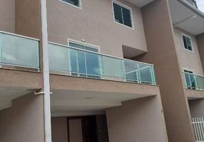Sobrado com 4 Quartos à venda, 198m²