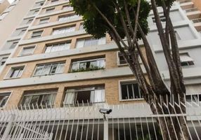 Apartamento com 3 Quartos para alugar, 116m²