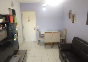 Apartamento com 2 Quartos à venda, 60m²