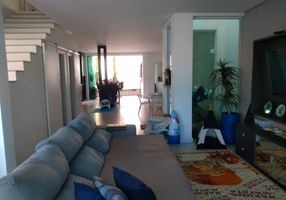 Sobrado com 3 Quartos à venda, 188m²