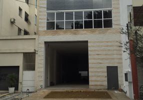 Ponto Comercial para alugar, 700m²