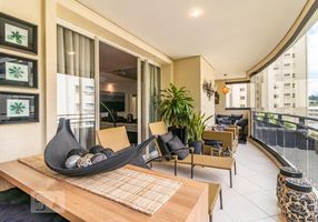 Apartamento com 3 Quartos à venda, 201m²