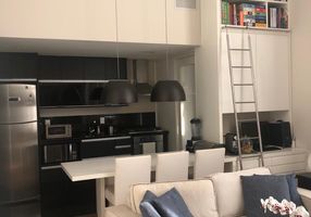 Apartamento com 2 Quartos para alugar, 134m²