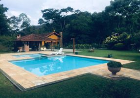 Fazenda/Sítio com 3 Quartos à venda, 72000m²