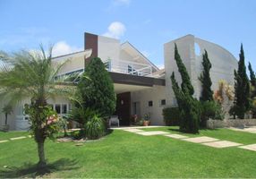 Casa de Condomínio com 6 Quartos à venda, 580m²