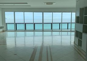 Apartamento com 3 Quartos à venda, 230m²