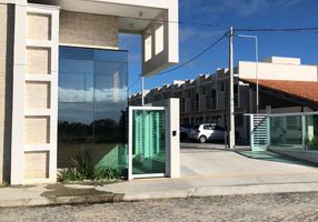 Casa de Condomínio com 2 Quartos à venda, 62m²