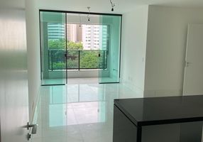 Apartamento com 3 Quartos para alugar, 90m²