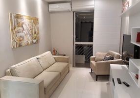 Apartamento com 2 Quartos à venda, 70m²
