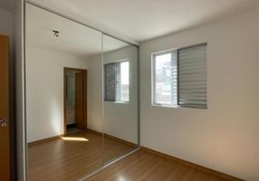 Apartamento com 2 Quartos à venda, 72m²