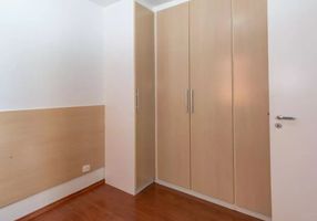 Apartamento com 3 Quartos à venda, 65m²