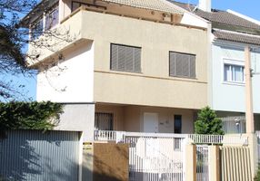 Sobrado com 3 Quartos à venda, 170m²