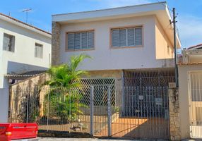 Sobrado com 4 Quartos à venda, 200m²
