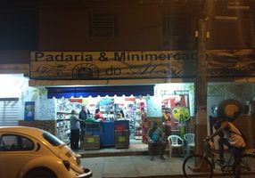 Ponto Comercial com 3 Quartos à venda, 288m²