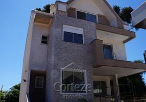 Casa com 4 Quartos à venda, 352m²