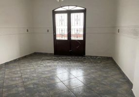 Casa com 3 Quartos para venda ou aluguel, 176m²