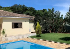 Casa com 4 Quartos à venda, 370m²