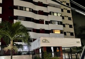 Apartamento com 2 Quartos à venda, 63m²