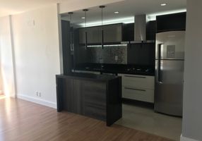 Apartamento com 2 Quartos à venda, 66m²